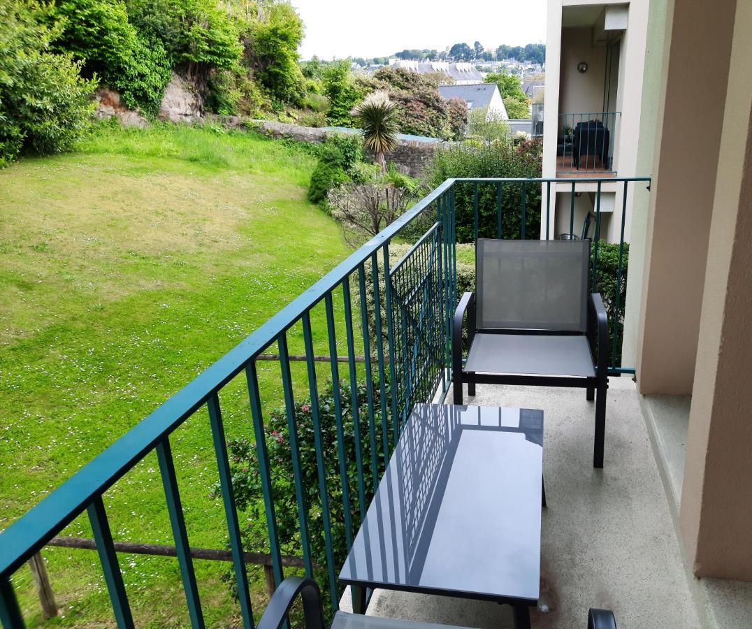 La Poterie - Appartement Avec Balcon Et Parking Prive 坎佩尔 外观 照片